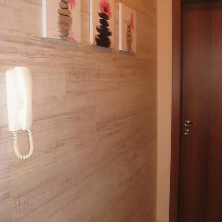 בית הארחה Private Valis 3*