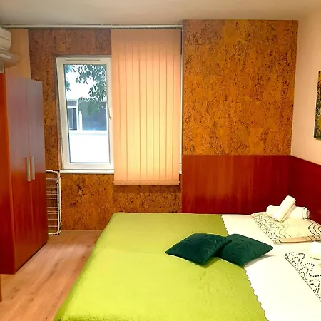 Private Valis Gasthof Warna